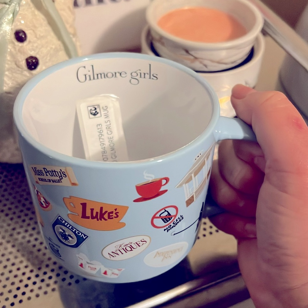 15oz Gilmore Girls Ceramic Mug - Picture 4 of 5